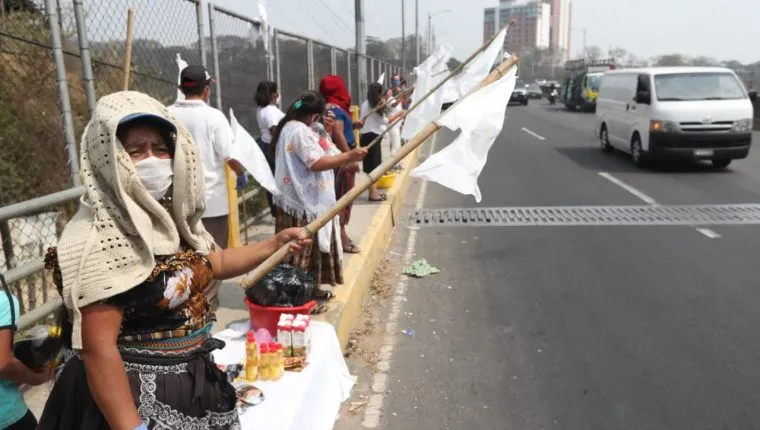 Guatemalans Seeking Help During Covid-19 Crisis